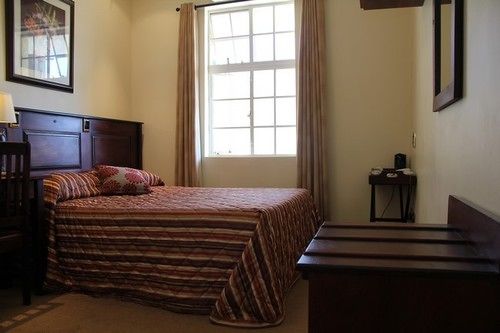 Hotel Howick Falls 8