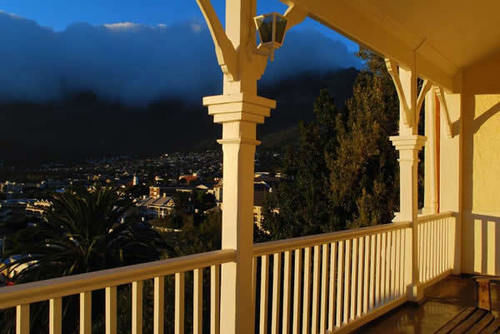 Pensión Hillcrest Manor Guesthouse 8