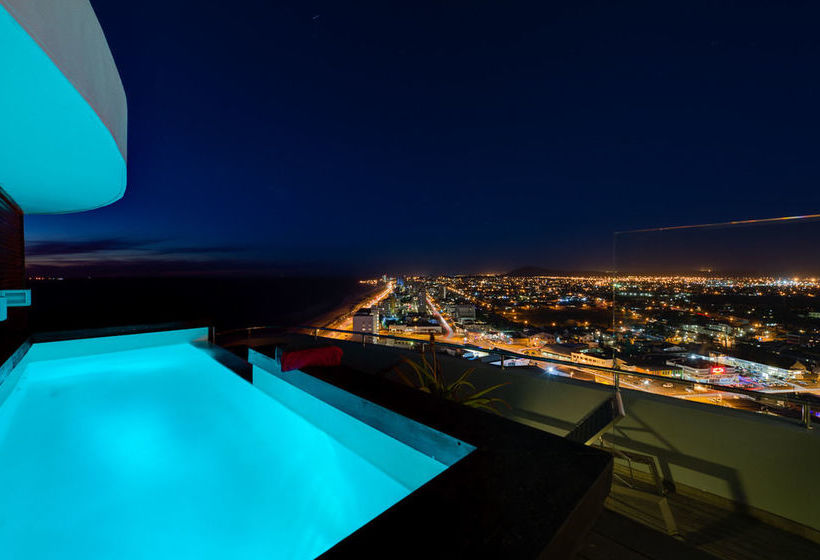 The Penthouse On Beach