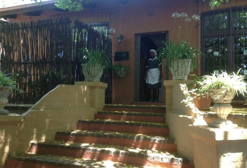 Pension Uxolo Guesthouse 11