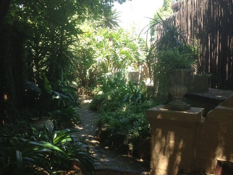 Pension Uxolo Guesthouse 12