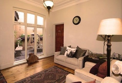 Pension Uxolo Guesthouse 7