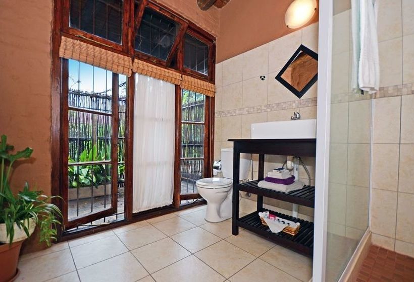 Pension Uxolo Guesthouse 8