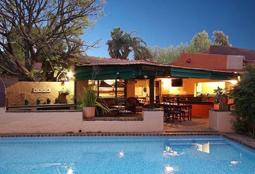 Pension Uxolo Guesthouse 9