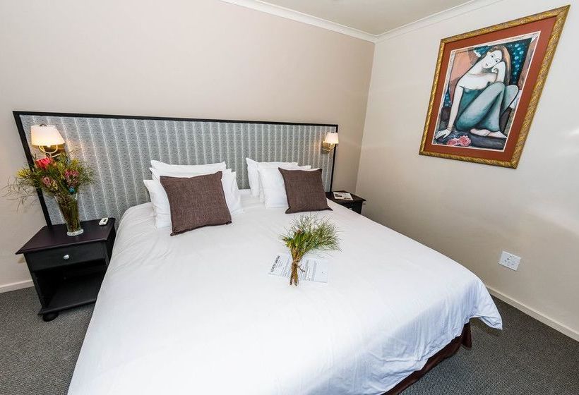 Pensión Le Petit Chateau Guest House 5