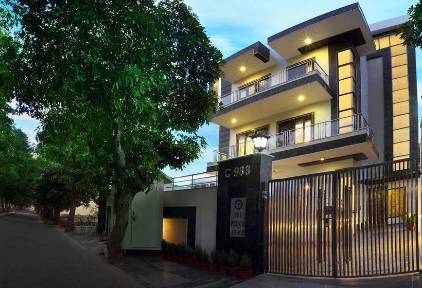 Hotel Perch Arbor Suites