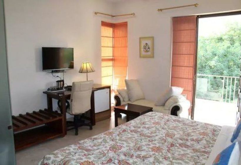 Hotel Perch Arbor Suites 11