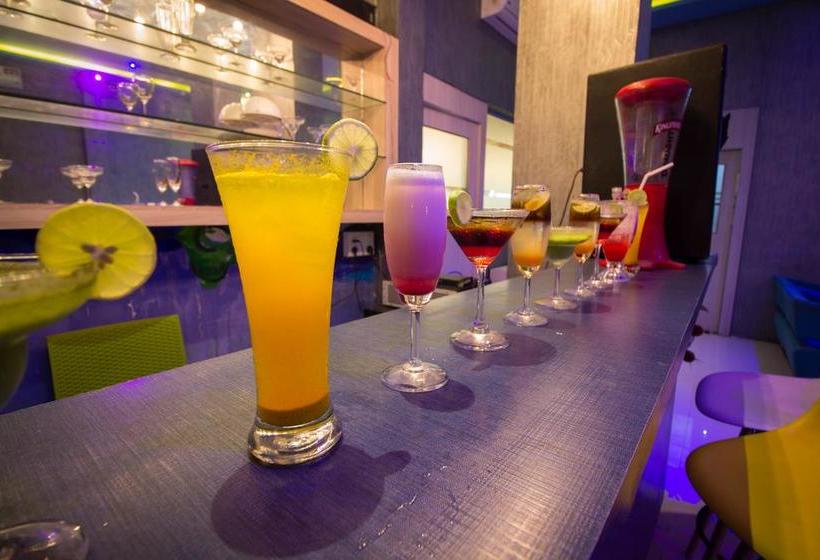 Hotel Satish Executive 6