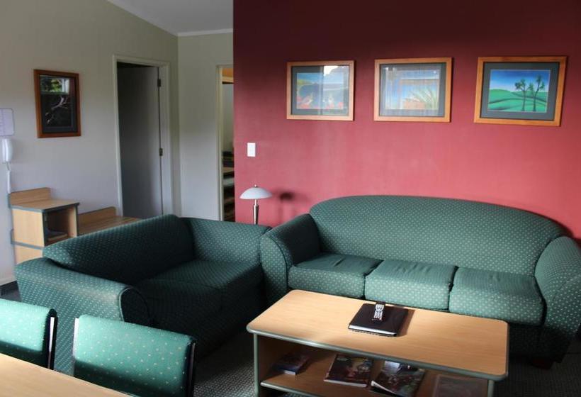 Bay Of Islands Gateway Motel 8