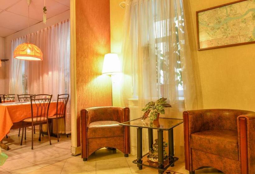 Hotel Nevsky Centre 14