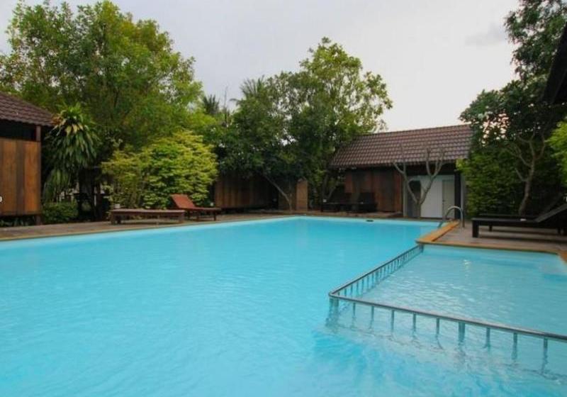 Hotel River Kwai Bridge Resort 12