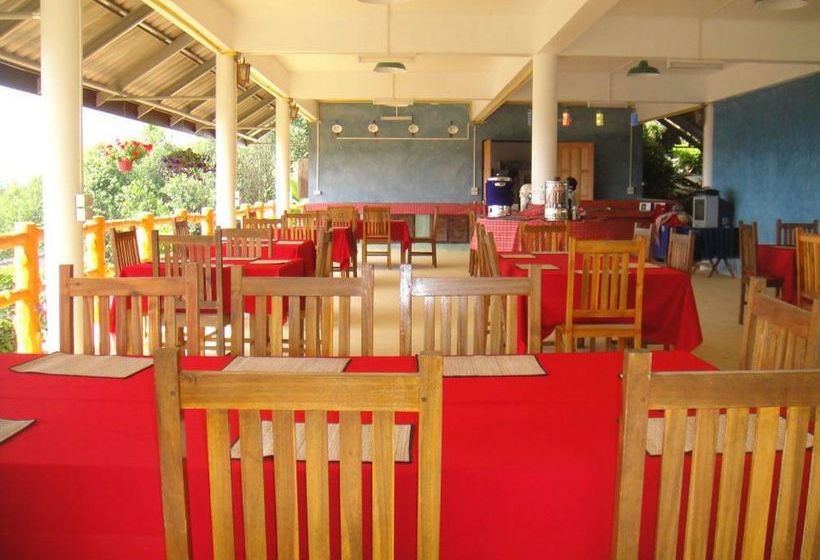 Hotel Greenway Forest View 13