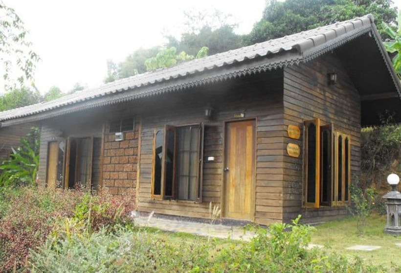 Hotel Greenway Forest View 16