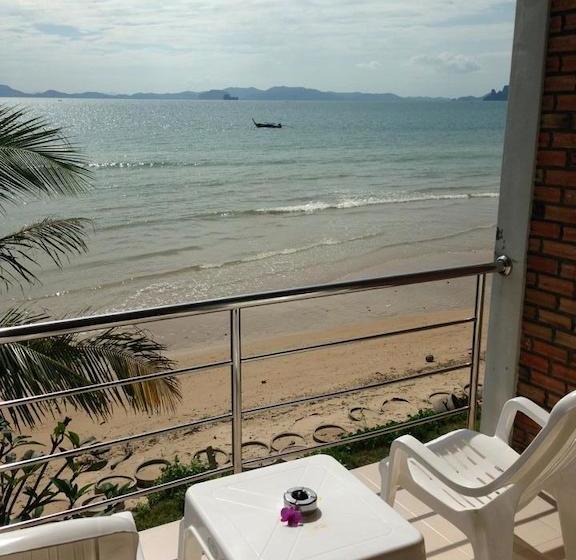 Hotel Koh Kwang Seaview 12