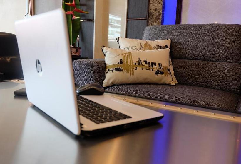 Hotel Dsure Patong 20