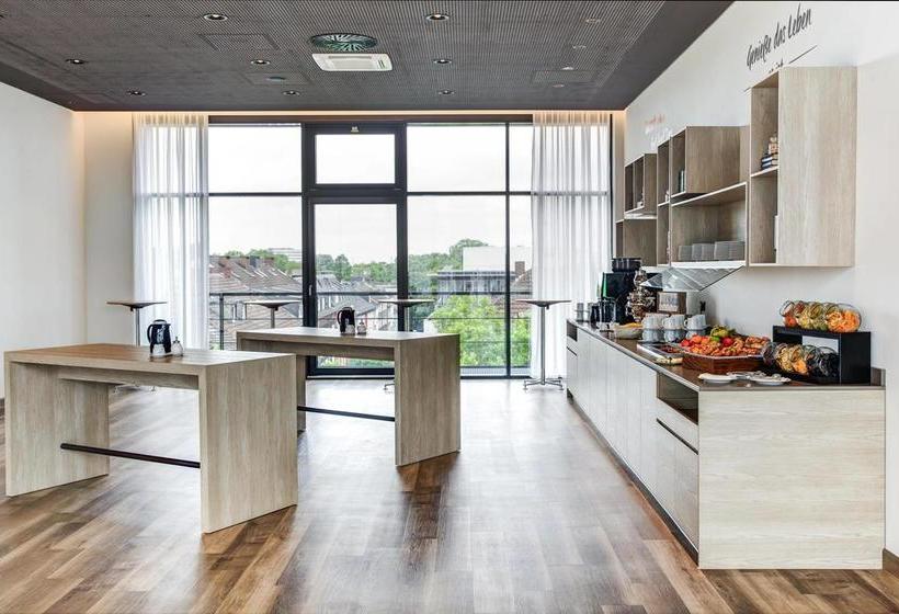 Intercityhotel Duisburg 9