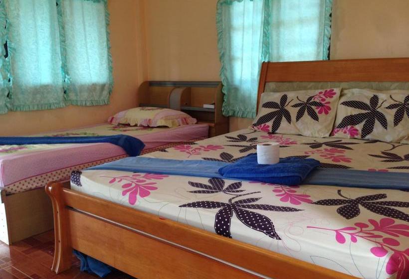 Pensione J.b Hut Bungalow 11