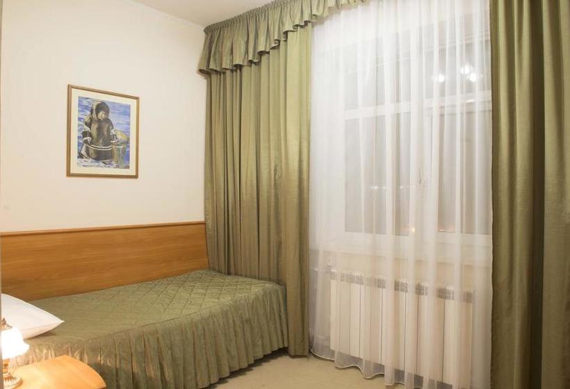 Hotel Zapolyarnaya Stolitsa 19