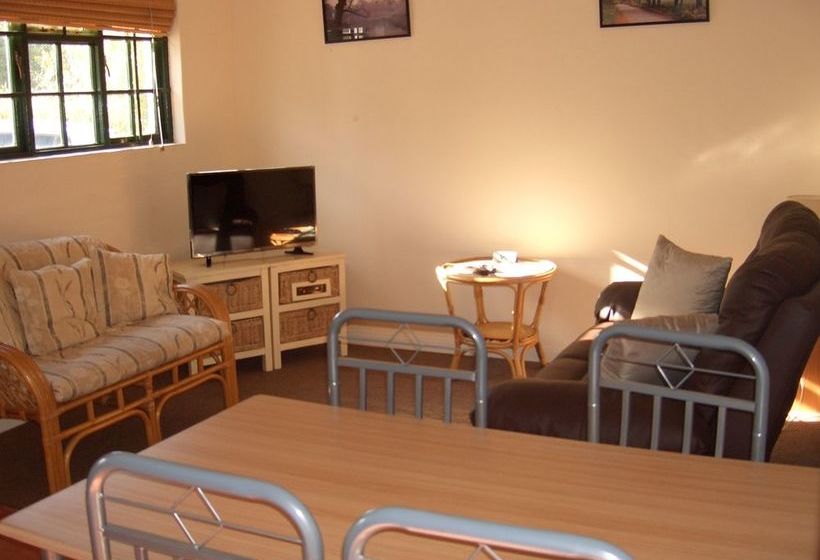 Bed and Breakfast Koo Karoo Guest Lodge And Self Catering 12