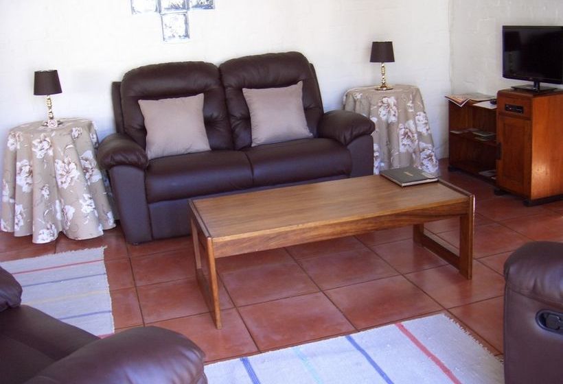 Bed and Breakfast Koo Karoo Guest Lodge And Self Catering 13