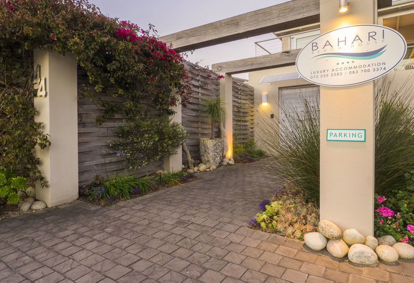 Pension Bahari Beach House 1