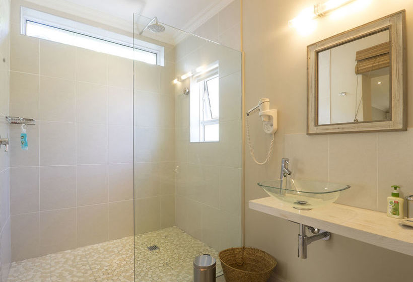 Pension Bahari Beach House 20