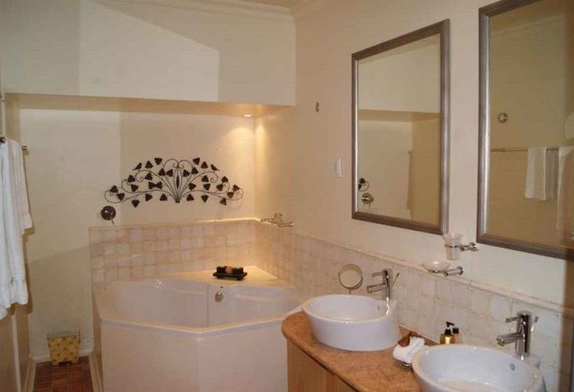 Calitzdorp Country House 13