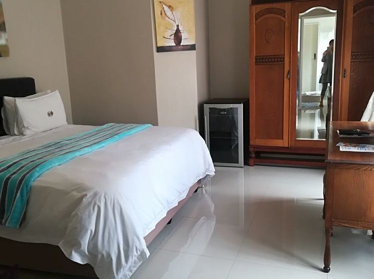 Pension Blouberg Manor Boutique 9