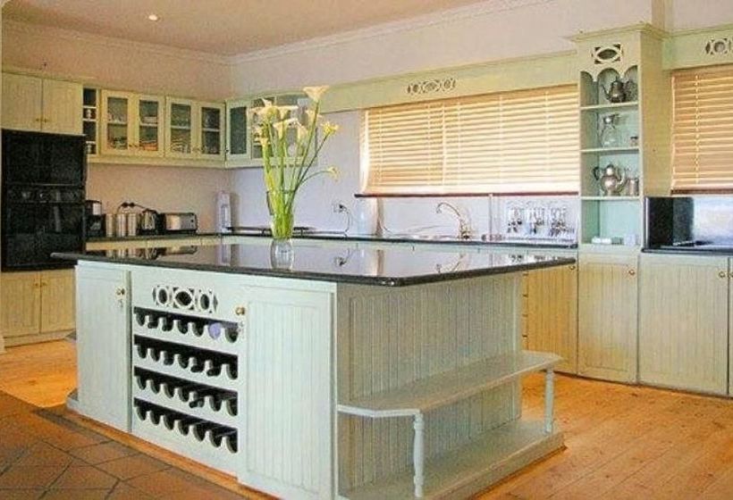 Pension Atlantic Guest House 17