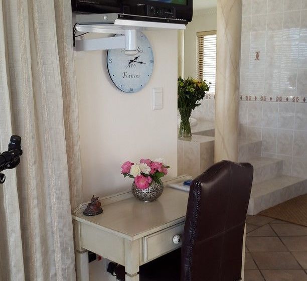 Pension Atlantic Guest House 19