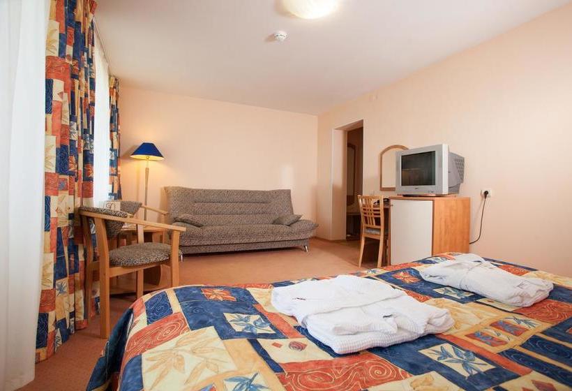 Hotel Valdajskiye Zori 18