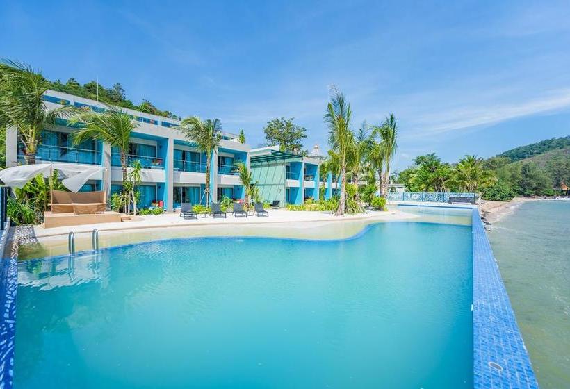 Hotel The Tide Beachfront Siray Phuket