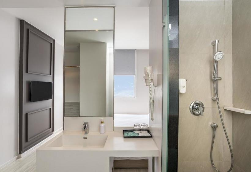 Hotel Ibis Styles Phuket City 12