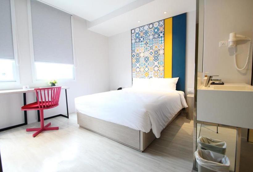 Hotel Ibis Styles Phuket City 16