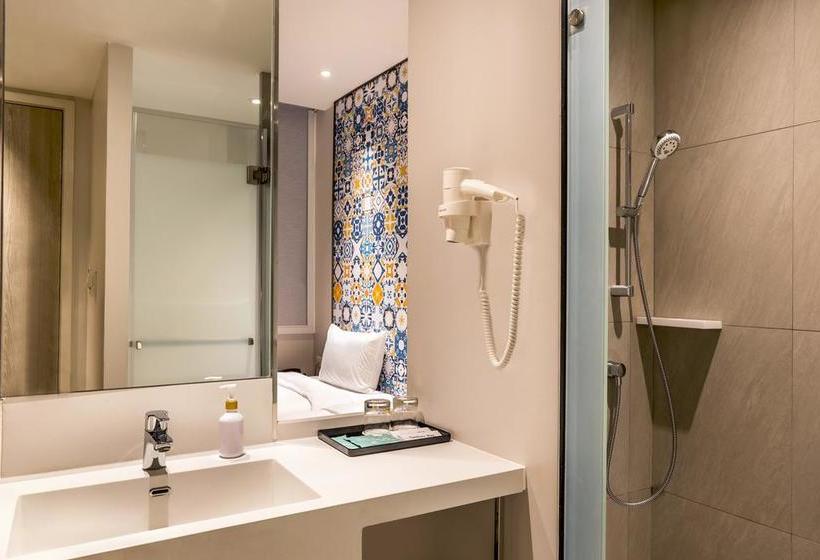 Hotel Ibis Styles Phuket City 3