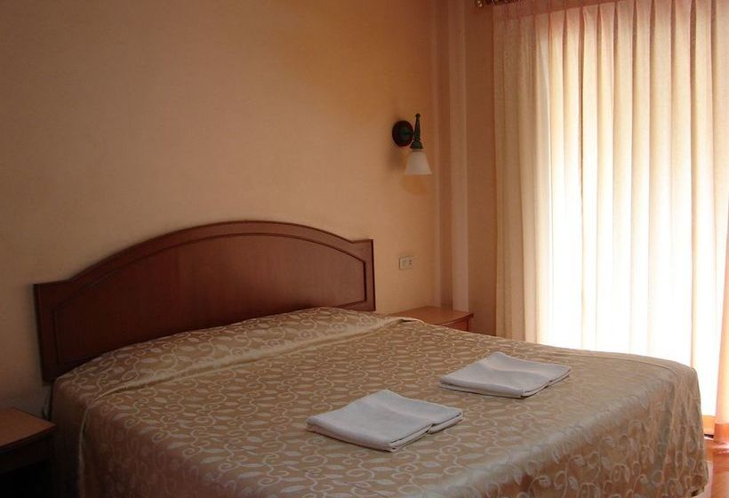 Hotel Me Mee Bungalows 2