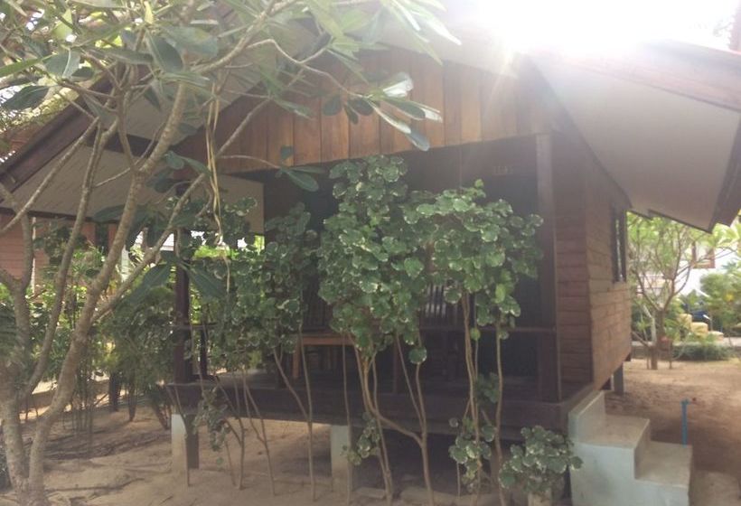 Hotel Pen's Bungalow 10