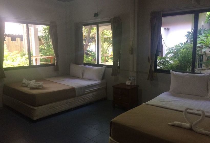 Hotel Pen's Bungalow 12