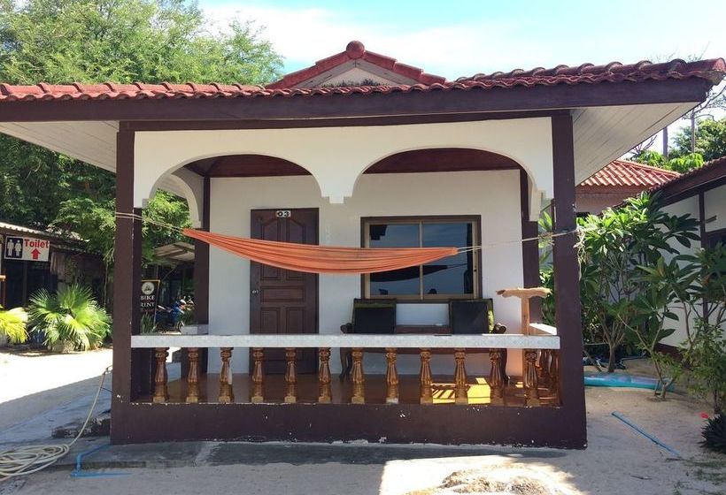 Hotel Pen's Bungalow 13