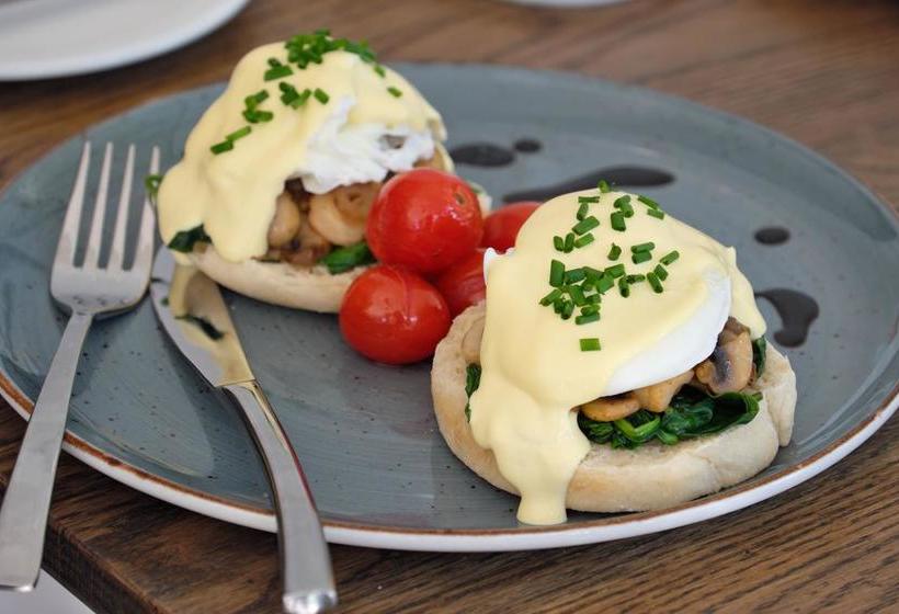 Hotel The Tree House Boutique 9