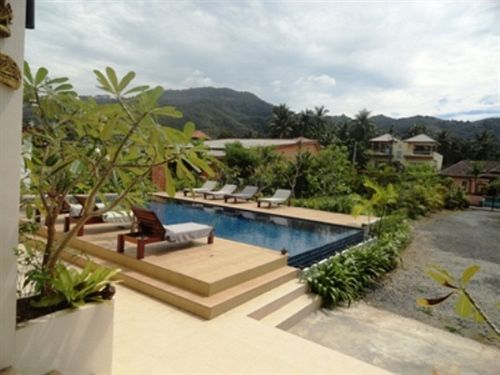 Hotel Baan Leelawadee Apartment 18