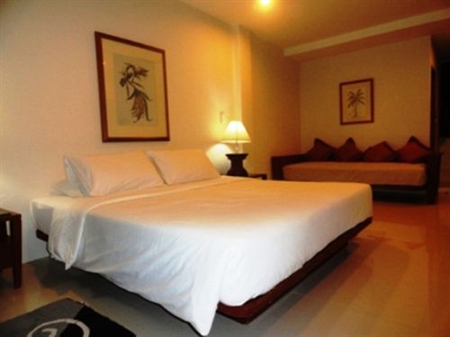 Hotel Baan Leelawadee Apartment 6