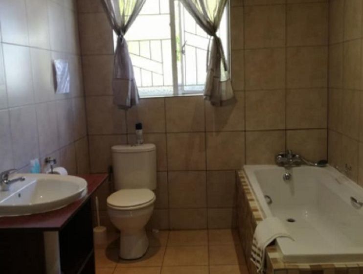 Pension 21 On Coetzee Guest House 16