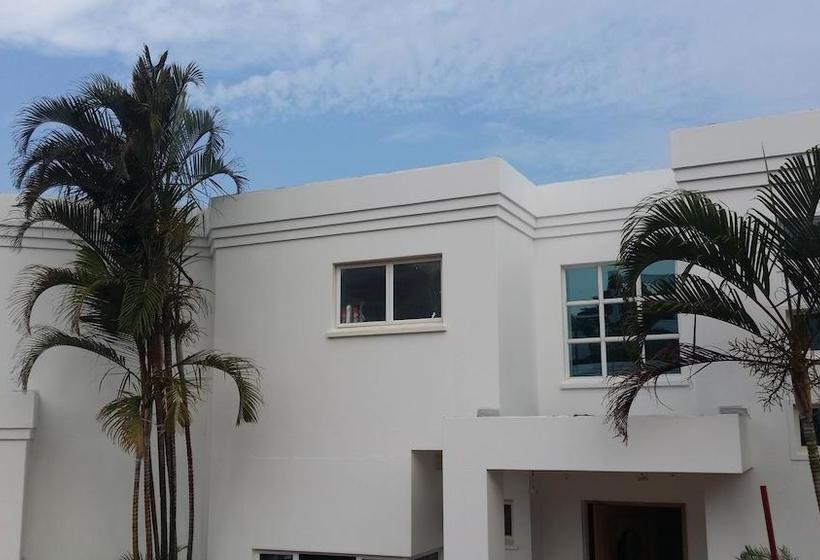 Bed and Breakfast 34 On Milkwood 1