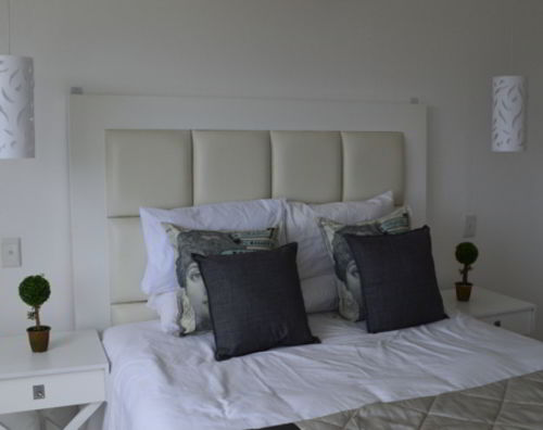 Bed and Breakfast 34 On Milkwood 12