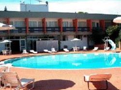 Hotel Deville Express Guaira Paraná