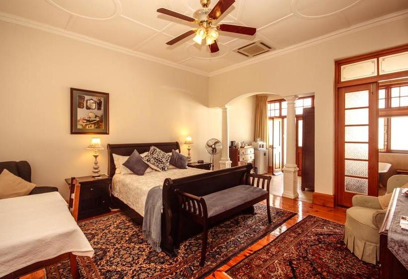 Pension 50 College Drive B&b 10