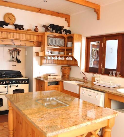 Pension 50 College Drive B&b 11