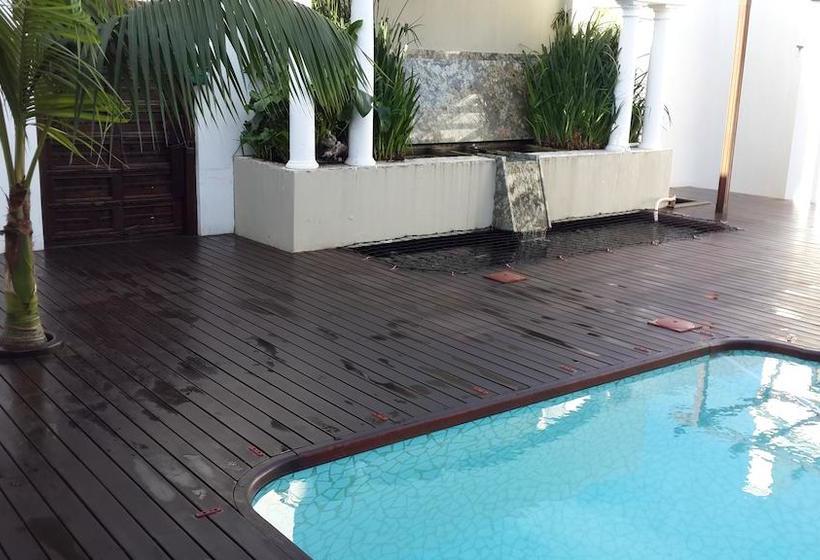 Pension 50 College Drive B&b 14