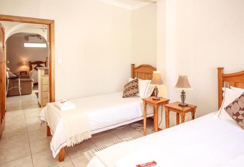 Pension 50 College Drive B&b 2